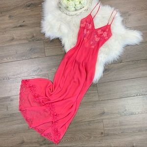 Sold//Sz Vintage Y2K Victoria’s Secret 100% Silk Brittany Murphy Slip Dress